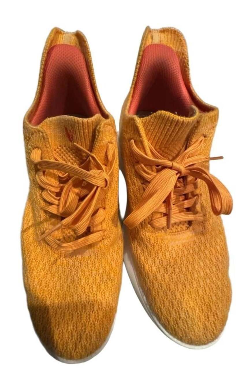 Vivaia Sneakers Size 37 Orange Walking Shoes